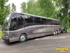 Impressive - 1998 Prevost H3 45 Diesel Motorhome Bus/ Luxury Bus with Restroom for Sale in Arizona!
