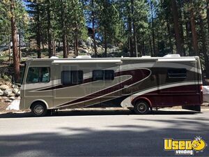 2006 - 34' Tiffin Allegro Motorhomes Bus | Luxury Mobile Home Unit with Bathroom for Sale in Nevada!