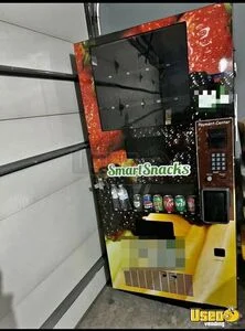 Seaga Snack and Cold Drink Combo Vending Machine For Sale in North Carolina!