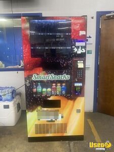 2020 Seaga Snack and Cold Drink Combo Healthy Vending Machine For Sale in Tennessee!