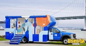 2018 Ford F550 Super Duty Regular Cab Mobile Office Space/ Studio / Lounge with Bathroom for Sale in Pennsylvania!