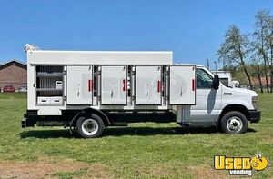 2019 Ford E450 Super Duty Refrigerated Truck Ice Cream or Frozen Food Transport Vehicle for Sale in New Jersey!