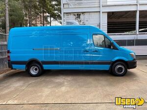 Nicely Painted - 2014 Mercedes-Benz Sprinter High Roof Diesel Van for Mobile Business for Sale in Texas!