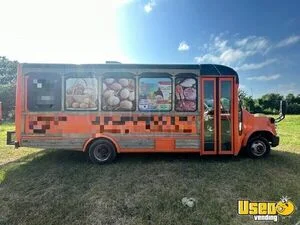 2017 Ford E450 Mobile Business Vehicle Empty Delivery Truck for Conversion for Sale in Texas!