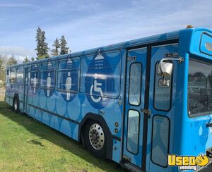 2015 Gillig Phantom Mobile Dual Shower and Bathroom Bus / Restroom Bus for Sale in Washington!