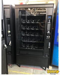 Other Snack Vending Machine 13 California for Sale