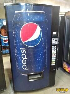 Other Snack Vending Machine 2 California for Sale