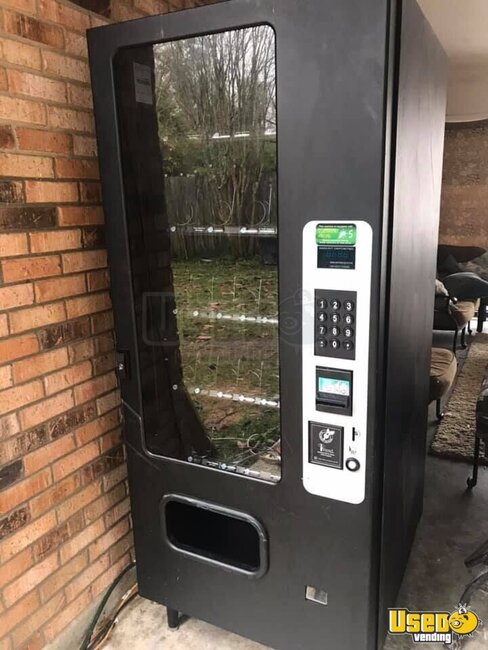 Other Snack Vending Machine 2 Mississippi for Sale