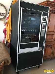 Other Snack Vending Machine 3 New Mexico for Sale