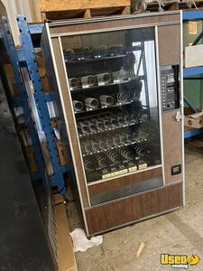 Other Snack Vending Machine 3 Texas for Sale