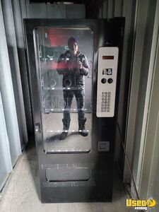 Other Snack Vending Machine 6 Ontario for Sale