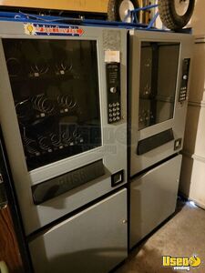 Other Snack Vending Machine 7 Ontario for Sale