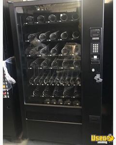 Other Snack Vending Machine 9 California for Sale