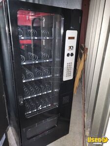 Other Snack Vending Machine 9 Ontario for Sale