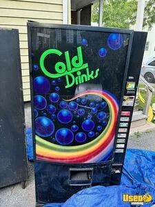 Cold Drink Wrapped Soda and Juice Vending Machine For Sale in Massachusetts!