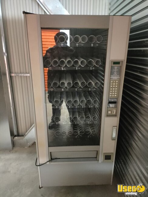 Other Snack Vending Machine New York for Sale