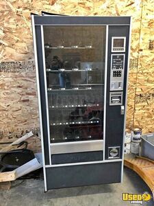 Used Rowe 4900 Glassfront Electrical Snack Vending Machine for Sale in New York!!!