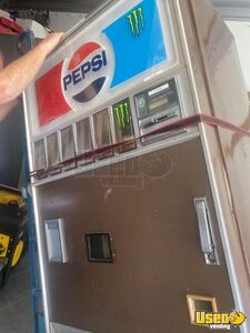Other Soda Vending Machine 5 California for Sale