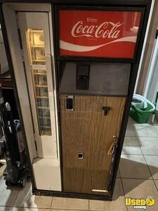 Vintage Working 1964 USS Cavalier 8-64 Soda Cold Drink Vending Machine w/ Product For Sale in Florida!
