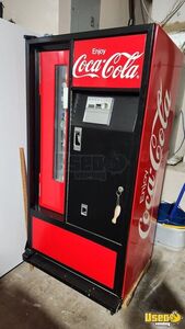 Vintage WORKING 1964 Cavalier Coca- Cola USS-8-64 Soda Vending Machine For Sale in Florida!