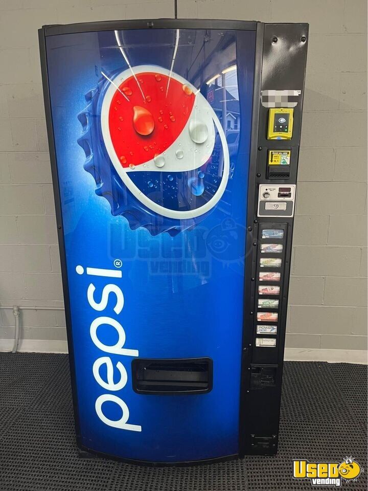 Pepsi Wrapped Electrical Soda Pop Cold Drink Vending Machine For Sale in Ohio