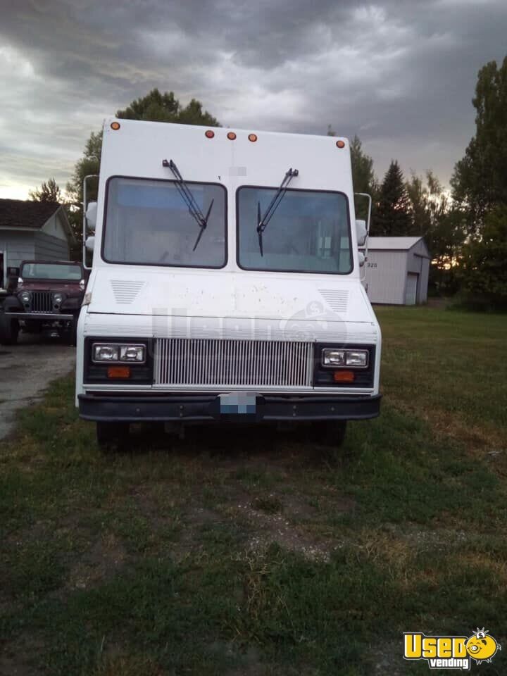 P1000 Cummins Step Van Truck Empty Truck for Conversion for Sale in