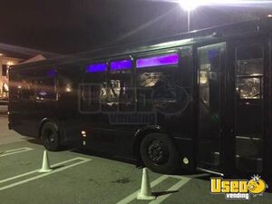2000 31' Champion Spartan Chassis Party Bus | Special Events Bus for Sale in Pennsylvania!