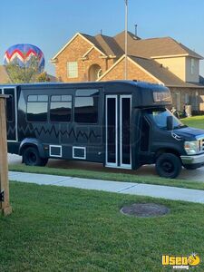 Clean - 2010 Ford E450 Mobile Party Bus | Special Events Bus for Sale in Texas!