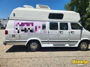2003 - Dodge 300 Wag'n Tails Mobile Dog Grooming Van for Sale in California!