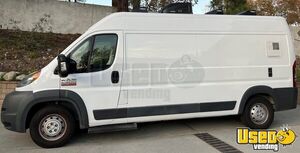 LOW MILES: 2018 Wag’n Tails Ultra Groom Dodge High Roof Mobile Dog Grooming Van for Sale in California!