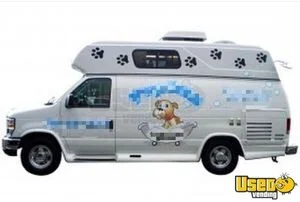 2011 Wag N Tails Mobile Pet Grooming Van LOW MILES Dog Grooming Truck for Sale in Florida!