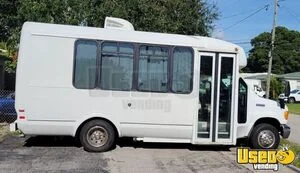 2008 Ford E-350 Used Mobile Dog Groomer Truck/ Pet Care Truck for Sale in Florida!