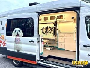 LOW MILEAGE 2019 Ford Transit 350 Wag'n Tails Mobile Dog Grooming Van for Sale in Florida!