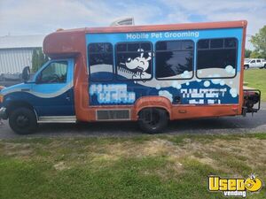 Turnkey 2006 Ford E-350 Mobile Grooming Van | Pet Care Truck for Sale in Kentucky!