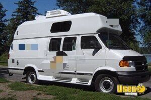 2003 Dodge Ram Promaster 3500 Mobile Pet Grooming Van for Sale in Minnesota!