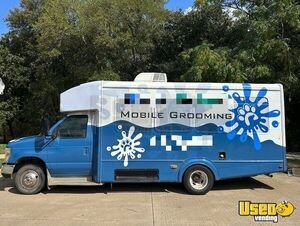Ready to Roll - Upgraded 2016 Ford E-450 Mobile Pet Grooming Bus for Sale in Texas!