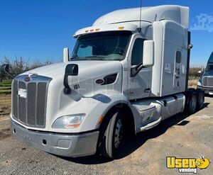 2015 Peterbilt 579 Sleeper Cab Semi Truck 550hp 10-Speed AT for Sale in California!