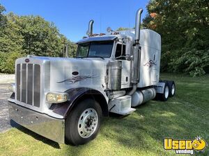 Well Maintained - 2009 Peterbilt 389 Sleeper Cab Semi Truck for Sale in Ohio!