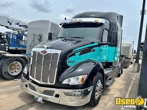 Ready to Work- 2022 Peterbilt 579 Diesel Engine Sleeper Cab Semi Truck for Sale in Texas!
