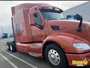 2019 Peterbilt 579 Sleeper Cab Semi Truck | Transport Service VehIcle for Sale in Washington!