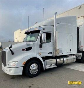 2018 Peterbilt 579 Sleeper Cab Semi Truck with Transferable Warranty for Sale in Washington!