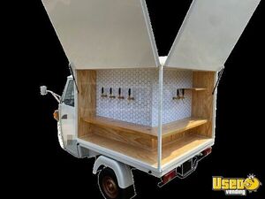 Piaggio Italian Coffee & Beverage Truck 13 Texas Gas Engine for Sale