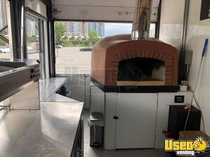 Pizza Concession Truck Pizza Food Truck Solar Panels Ontario Diesel Engine for Sale