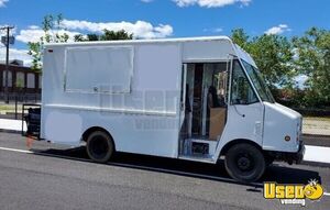 14' GMC Step Van Pizza Food Truck with 2021 Kitchen Build-Out for Sale in Rhode Island!