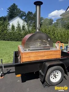 2005 5' x 7' Mobile Pizza Concession Trailer with Forno Bello Pizza Oven for Sale in Massachusetts!