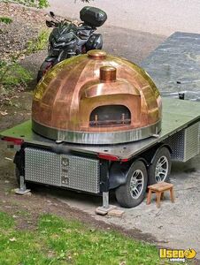 Like New - Wood-Fired Panyol Pizza Oven Trailer | Concession Trailer for Sale in Quebec!