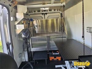Ram 1500 High Top Mobile Grooming Van Pet Care / Veterinary Truck Interior Lighting Ohio for Sale