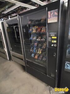 Refurbished Snack Machine 5 New York for Sale