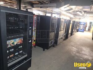Refurbished Snack Machine 6 New York for Sale