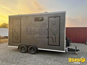 (2) BRAND NEW - 2024 6 Stall Luxury Restroom / Bathroom Trailer for Sale in California!